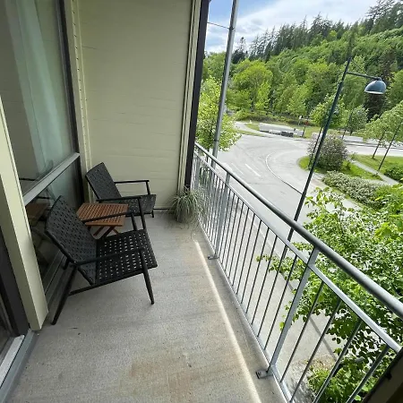 Cozy 1-bedroom In Quiet Ilsvika شقة *